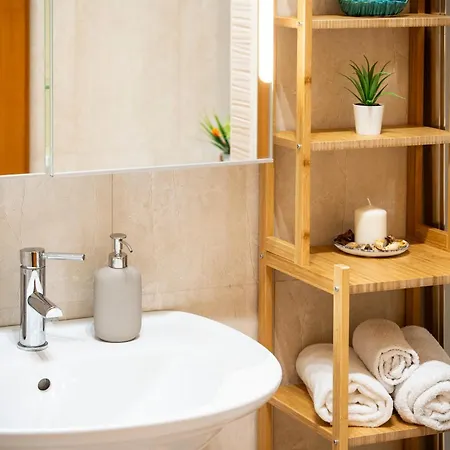 Tramonto D'oro Apartament *